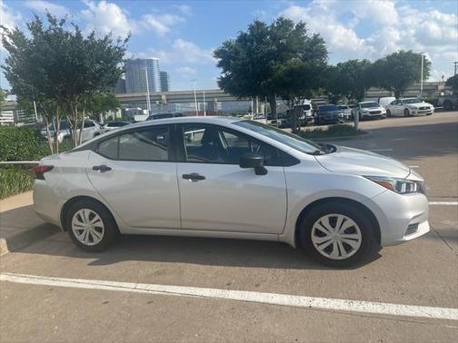 2020 Nissan Versa 1.6 S