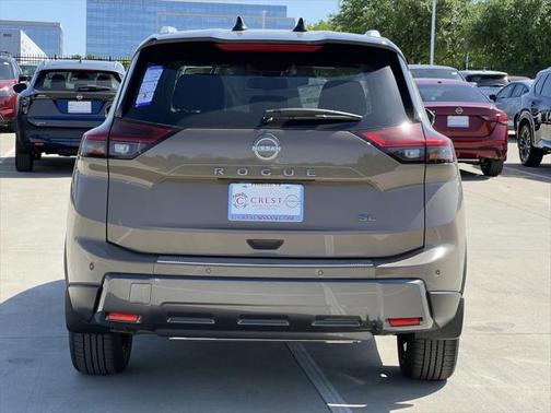 2025 Nissan Rogue SL