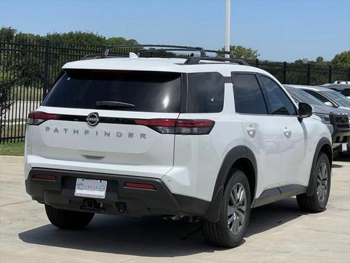 2025 Nissan Pathfinder SV FWD