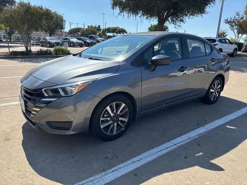 2024 Nissan Versa 1.6 S