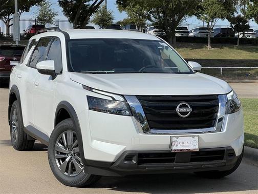 2025 Nissan Pathfinder SV FWD