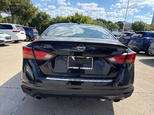 2023 Nissan Altima SR FWD