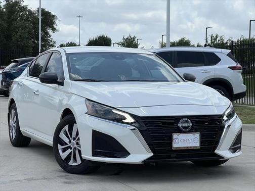 2025 Nissan Altima S FWD