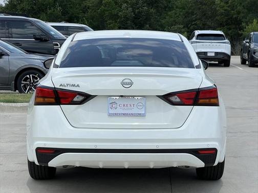 2025 Nissan Altima S FWD