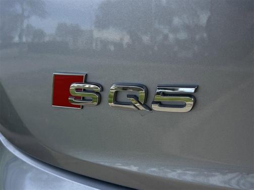 2022 Audi SQ5 3.0T Premium