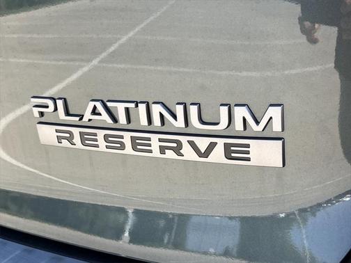 2025 Nissan Armada Platinum Reserve 2WD