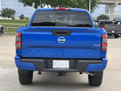 2025 Nissan Frontier SV