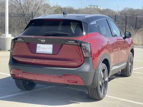 2025 Nissan Kicks SR
