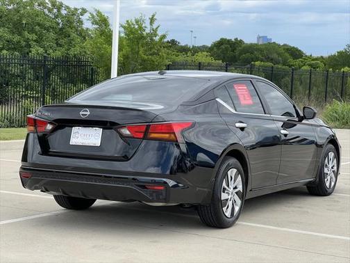 2025 Nissan Altima S FWD