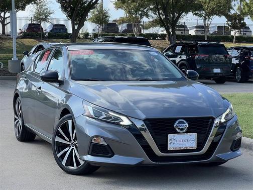 2021 Nissan Altima SR FWD