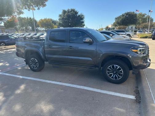 2021 Toyota Tacoma TRD Sport
