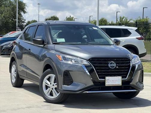 2025 Nissan Kicks S