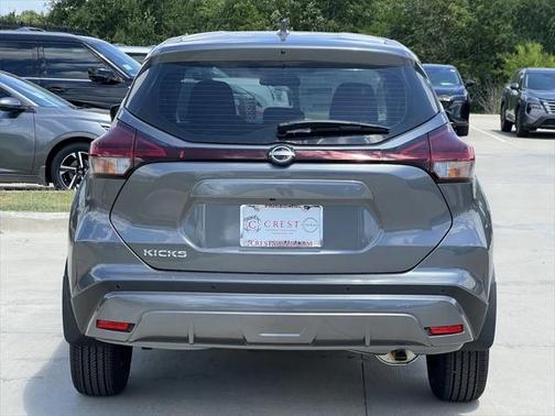 2025 Nissan Kicks S