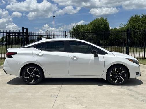 2025 Nissan Versa 1.6 S