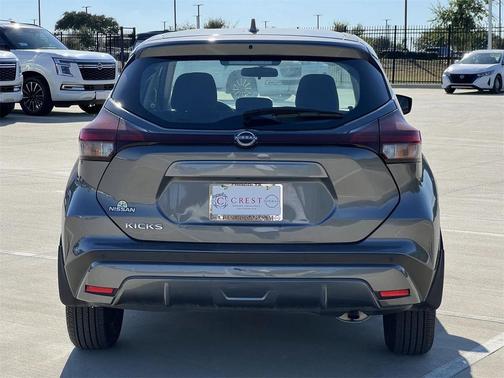 2024 Nissan Kicks S