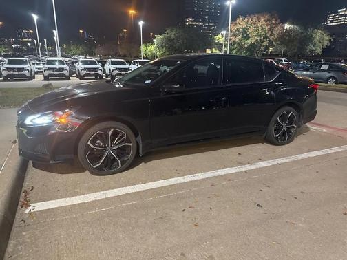 2023 Nissan Altima SR Intelligent AWD