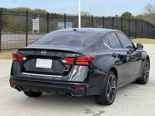 2023 Nissan Altima SR Intelligent AWD