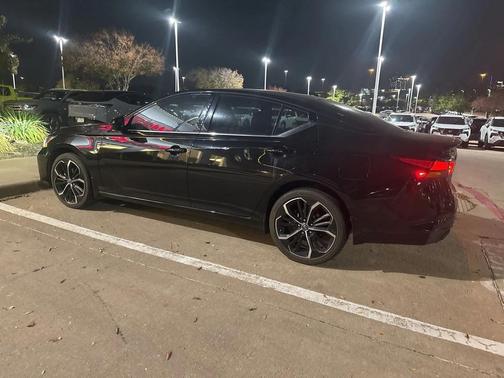 2023 Nissan Altima SR Intelligent AWD