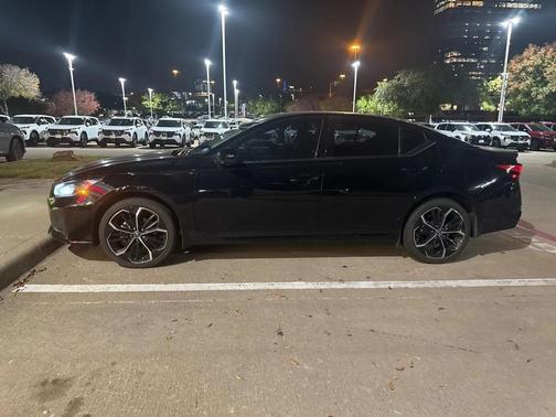 2023 Nissan Altima SR Intelligent AWD