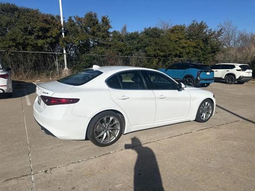 2017 Alfa Romeo Giulia Ti