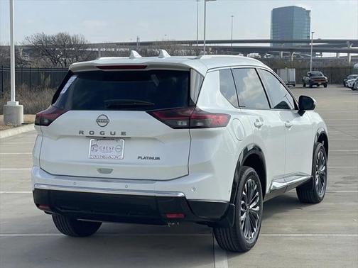 2025 Nissan Rogue Platinum
