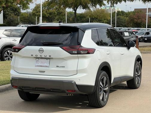 2025 Nissan Rogue SL