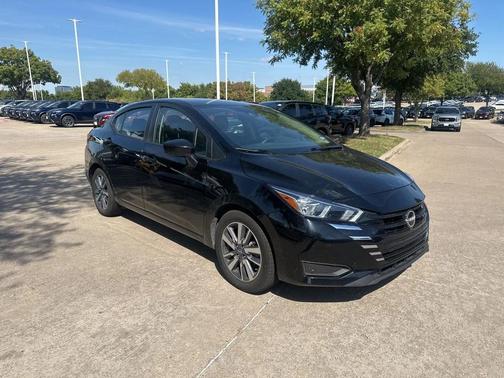 2023 Nissan Versa 1.6 SV