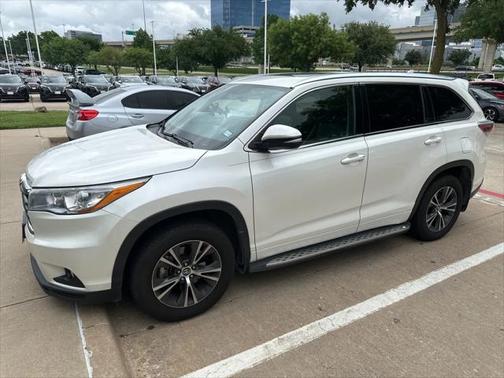 2016 Toyota Highlander XLE