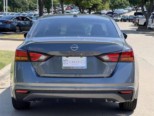 2025 Nissan Altima SV FWD