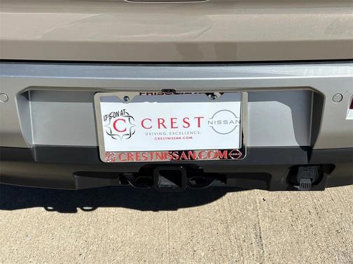 2025 Nissan Pathfinder Platinum FWD