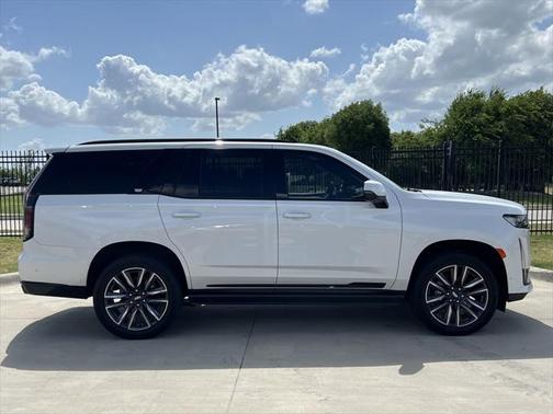 2022 Cadillac Escalade Sport