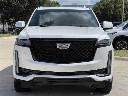 2022 Cadillac Escalade Sport