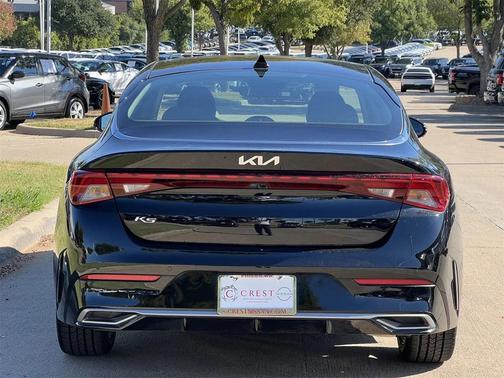 2022 Kia K5 EX