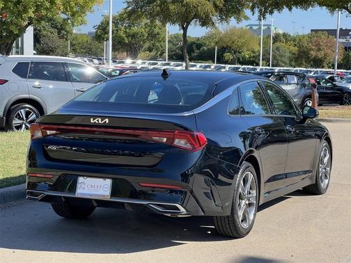 2022 Kia K5 EX