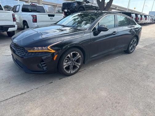2022 Kia K5 EX