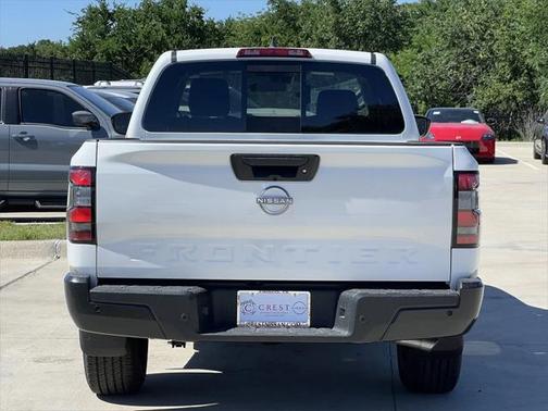 2025 Nissan Frontier S