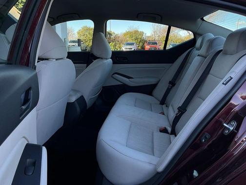 Garnet Pearl 2025 Nissan Altima 2.5 SV