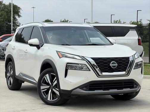 2022 Nissan Rogue SL
