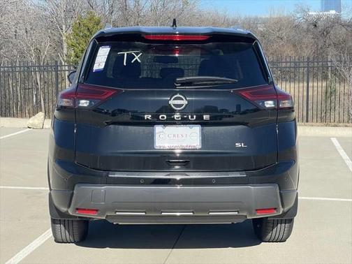 2025 Nissan Rogue SL