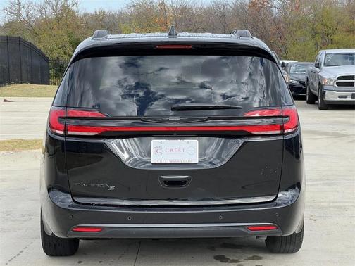 2021 Chrysler Pacifica Touring