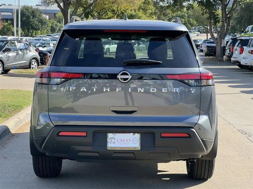 2025 Nissan Pathfinder SV FWD