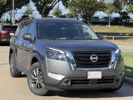 2025 Nissan Pathfinder SV FWD