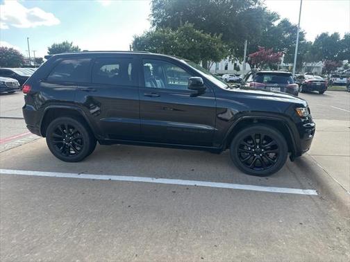 2018 Jeep Grand Cherokee Altitude