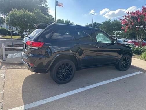 2018 Jeep Grand Cherokee Altitude