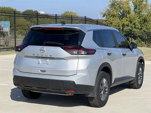 2025 Nissan Rogue S