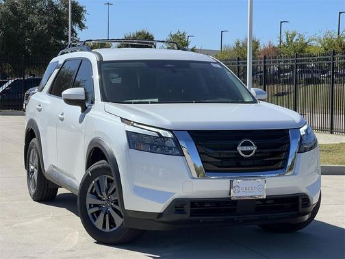 2025 Nissan Pathfinder SV FWD