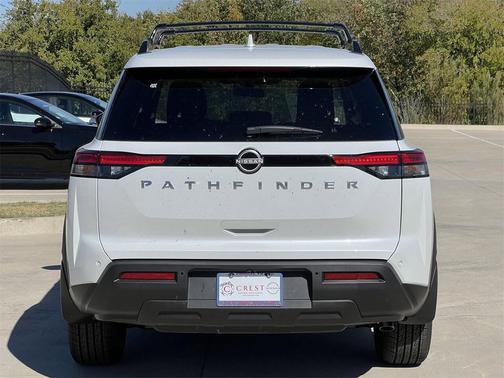 2025 Nissan Pathfinder SV FWD