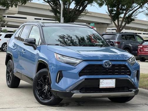 2022 Toyota RAV4 Hybrid SE