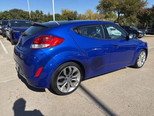 2013 Hyundai Veloster Base
