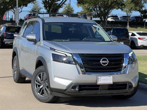 2025 Nissan Pathfinder SV FWD
